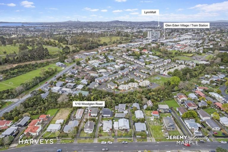 Photo of property in 1/10 Woodglen Road, Glen Eden, Auckland, 0602