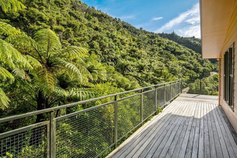 Photo of property in 1818 Port Underwood Road, Port Underwood, Picton, 7281