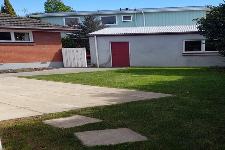 Photo of property in 15 Rochford Place, Bryndwr, Christchurch, 8052