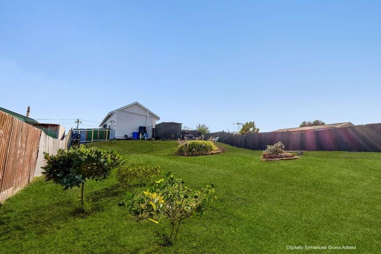 Photo of property in 30 Kowhai Street, Castlecliff, Whanganui, 4501