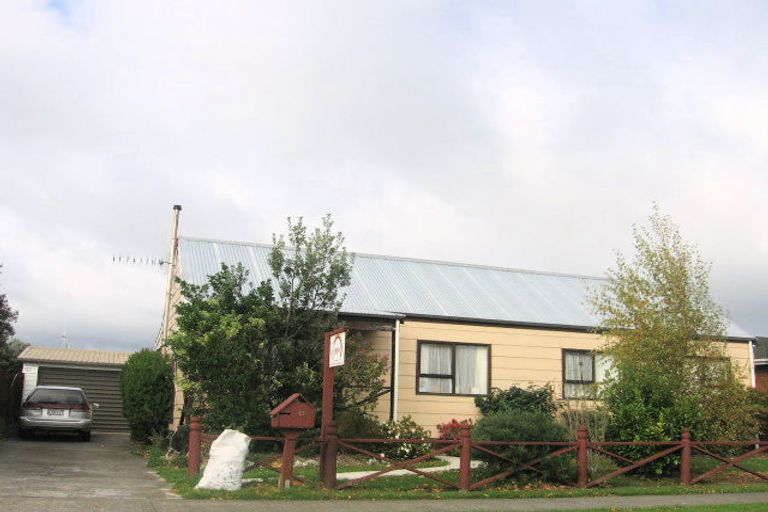 Photo of property in 15 Clarke Avenue, Highbury, Palmerston North, 4412