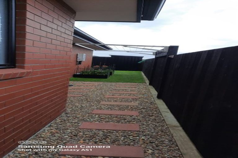 Photo of property in 3 Manawaroa Close, Grandview Heights, Hamilton, 3200