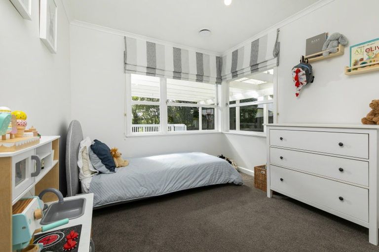 Photo of property in 9 The Close, Greenhithe, Auckland, 0632