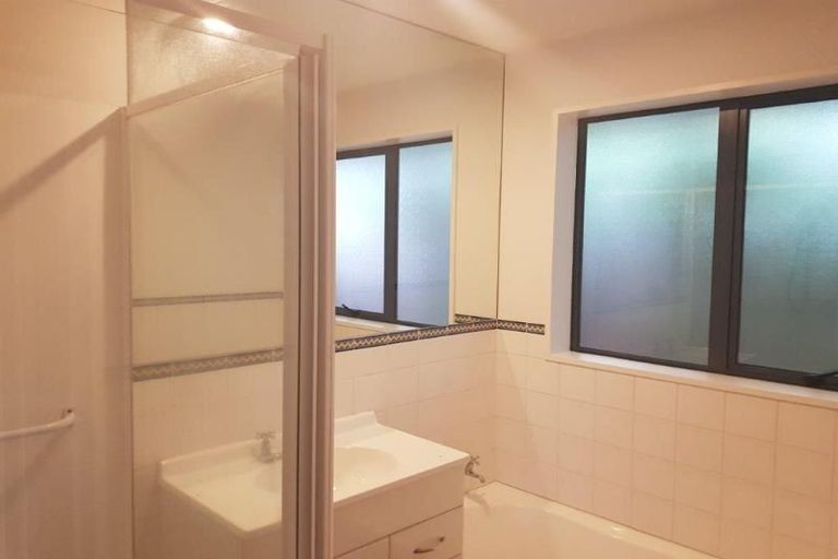 Photo of property in 8 Bass Street, Woolston, Christchurch, 8062