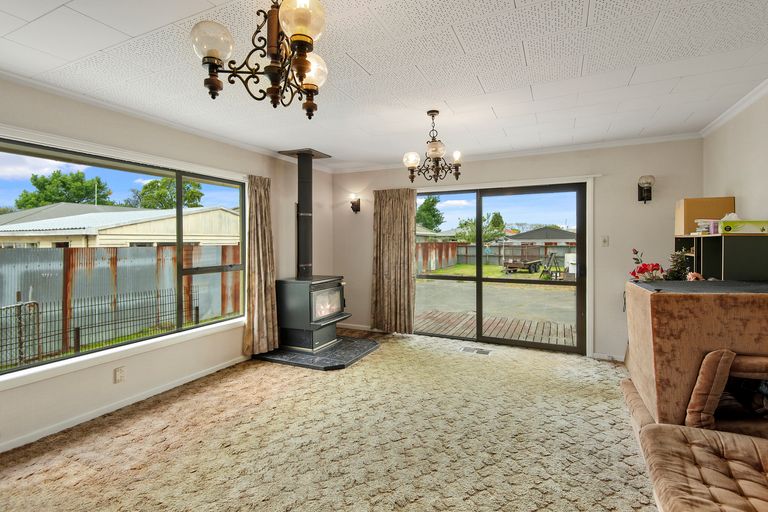 Photo of property in 39 Branston Street, Hornby, Christchurch, 8042