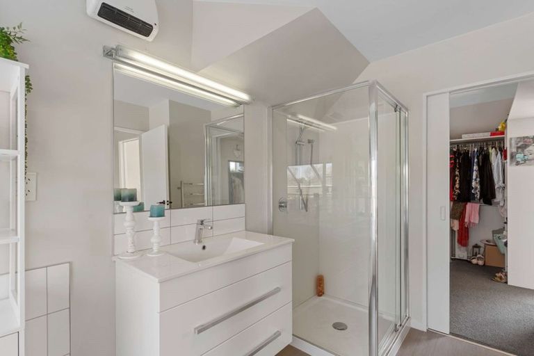 Photo of property in 72 Balrudry Street, Avonhead, Christchurch, 8042