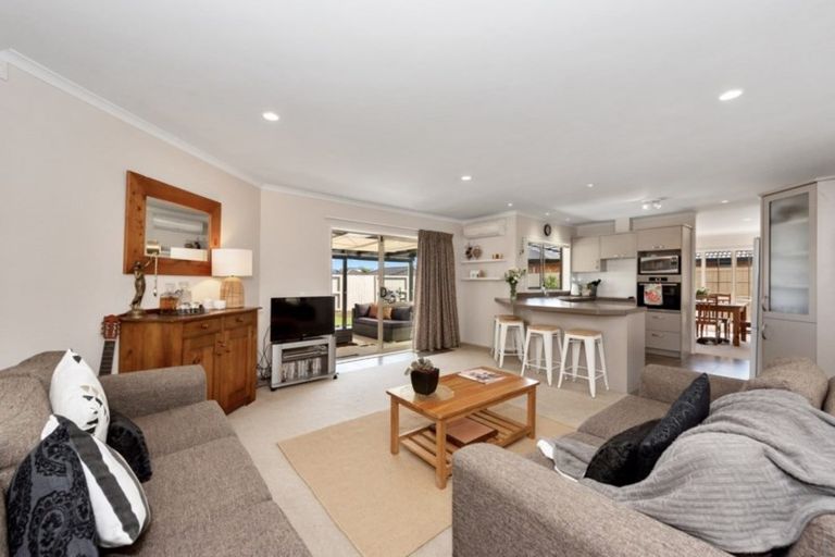 Photo of property in 4 Barwick Place, Huntington, Hamilton, 3210