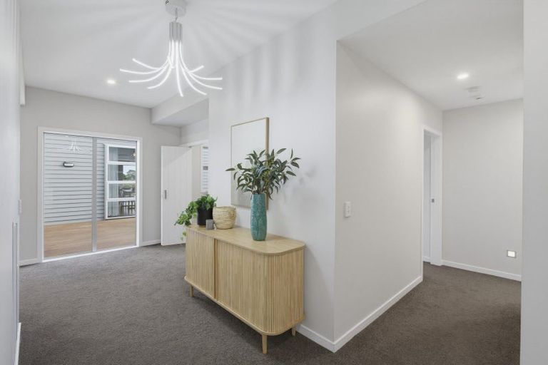 Photo of property in 9 Taranui Way, Paraparaumu Beach, Paraparaumu, 5032