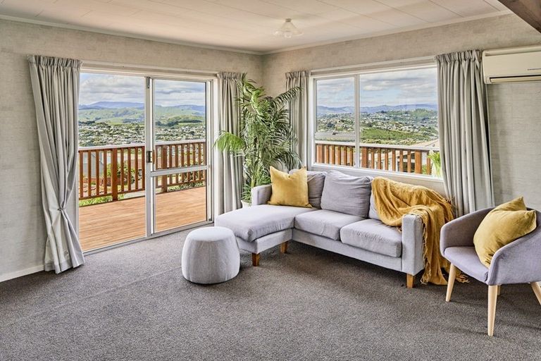 Photo of property in 3 Tikati View, Titahi Bay, Porirua, 5022