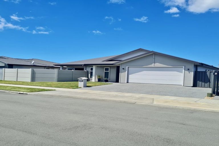 Photo of property in 4 Rotoiti Way, Poraiti, Napier, 4112