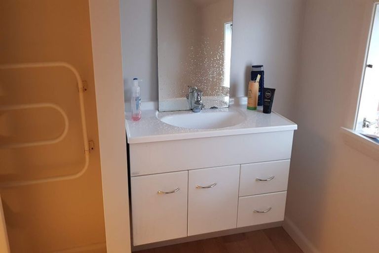 Photo of property in 47 Yaldhurst Road, Sockburn, Christchurch, 8042