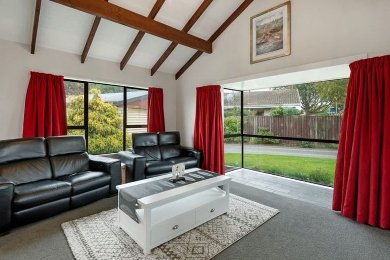 Photo of property in 8 Guise Lane, Hillmorton, Christchurch, 8025
