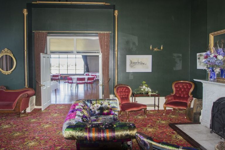 Photo of property in 140 Perth Street, Holmes Hill, Oamaru, 9401