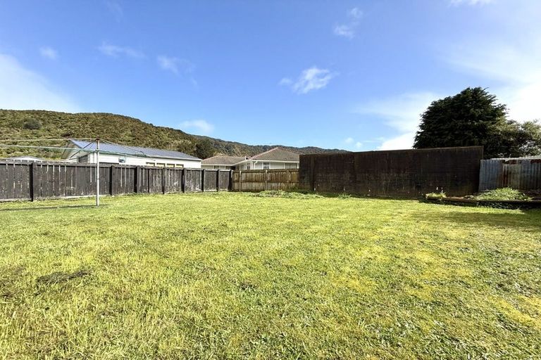 Photo of property in 59 Parenga Street, Wainuiomata, Lower Hutt, 5014