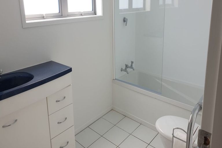 Photo of property in 20 Bowes Crescent, Strathmore Park, Wellington, 6022