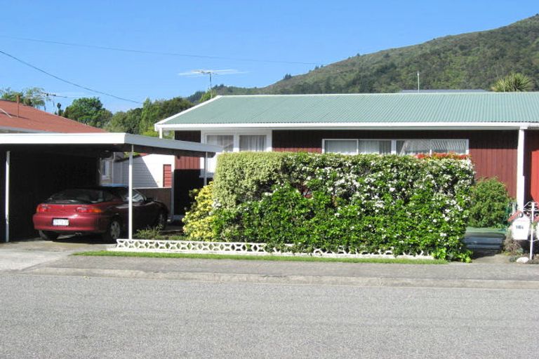 Photo of property in 1/18 Market Street, Picton, 7220