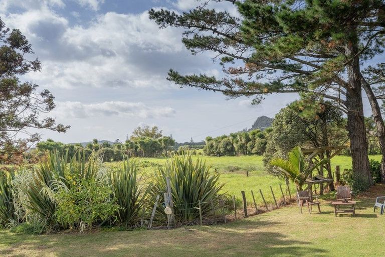 Photo of property in 5a Ocean Beach Road, Tairua, 3508