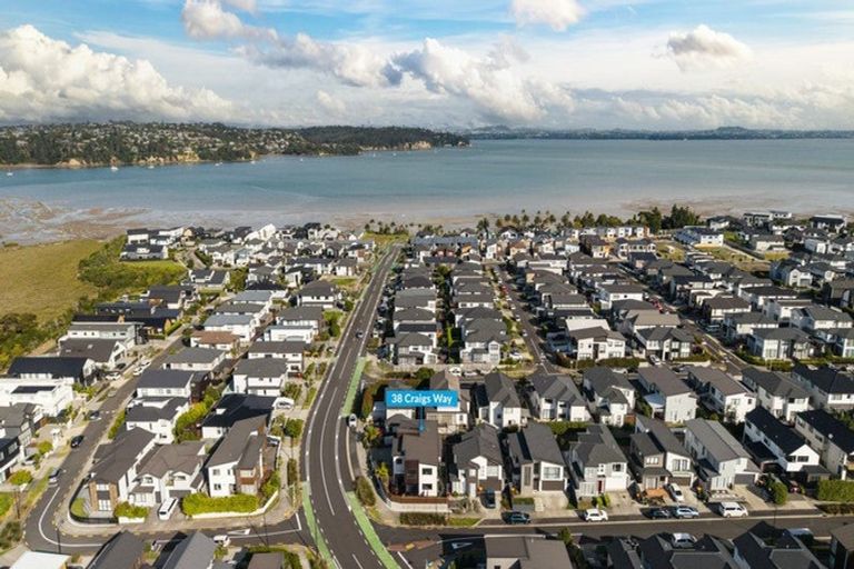 Photo of property in 38 Craigs Way, Hobsonville, Auckland, 0616