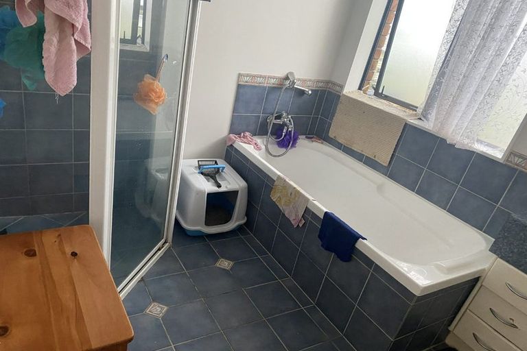 Photo of property in 6 Red Oak Place, Schnapper Rock, Auckland, 0632