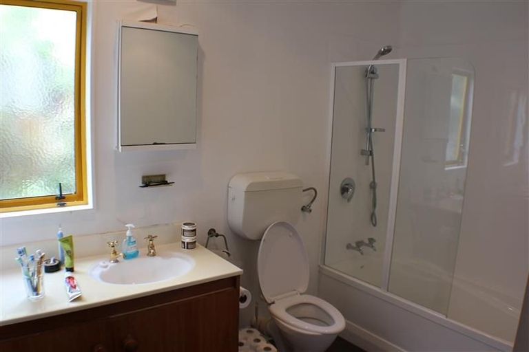 Photo of property in 22 Stafford Street, Mount Victoria, Wellington, 6011