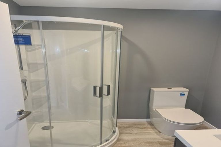 Photo of property in 2 Tai Lane, Whitby, Porirua, 5024