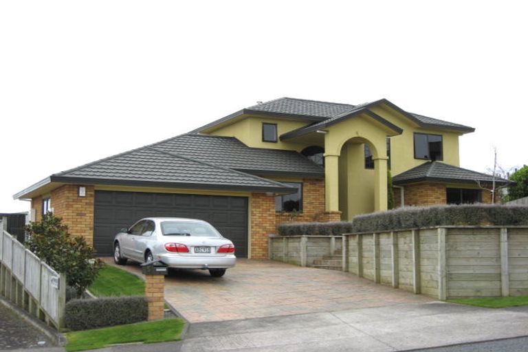 Photo of property in 5 Sandel Rise, Merrilands, New Plymouth, 4312
