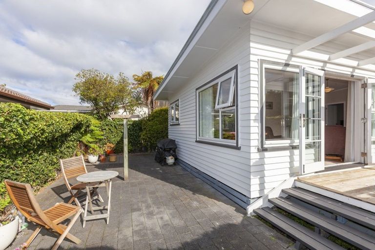 Photo of property in 1/52 Matatua Road, Raumati Beach, Paraparaumu, 5032