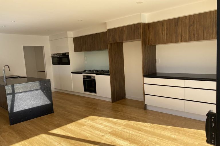 Photo of property in 26a Grenada Avenue, Forrest Hill, Auckland, 0620