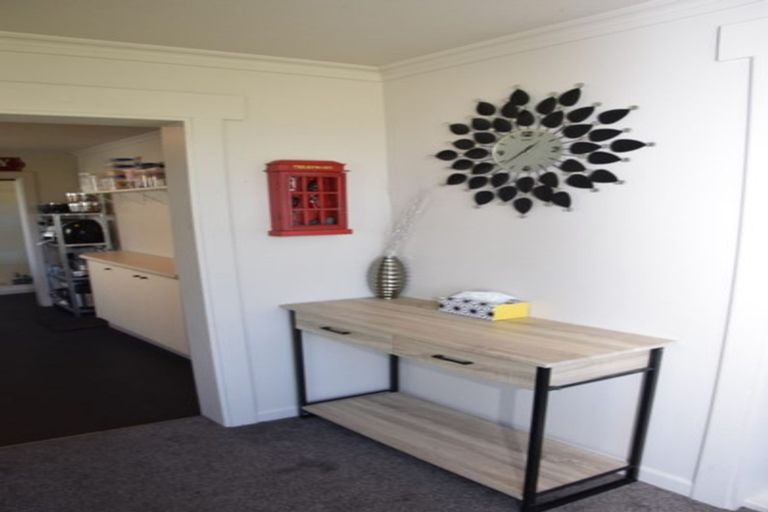 Photo of property in 2 Derby Street, Woodend, Invercargill, 9877