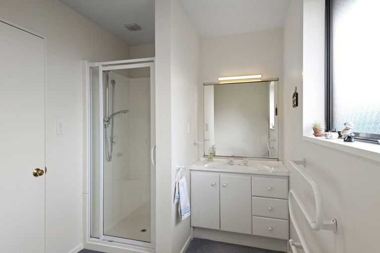 Photo of property in 2/2 Corfe Street, Ilam, Christchurch, 8041