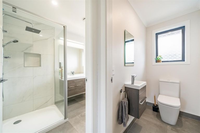 Photo of property in 37 Buddle Road, Wallaceville, Upper Hutt, 5018