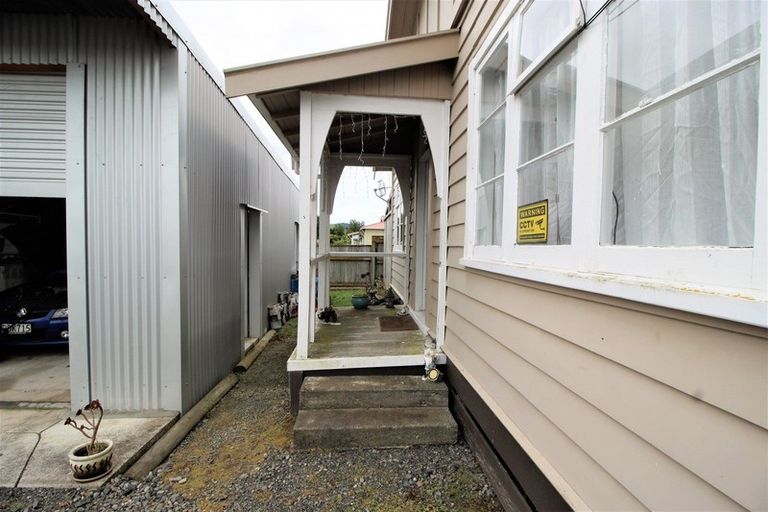 Photo of property in 13 Atkinson Street, Woodville, 4920