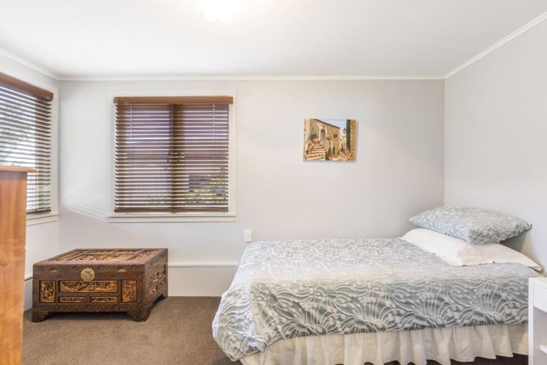 Photo of property in 10 Castleton Street, Birkdale, Auckland, 0626