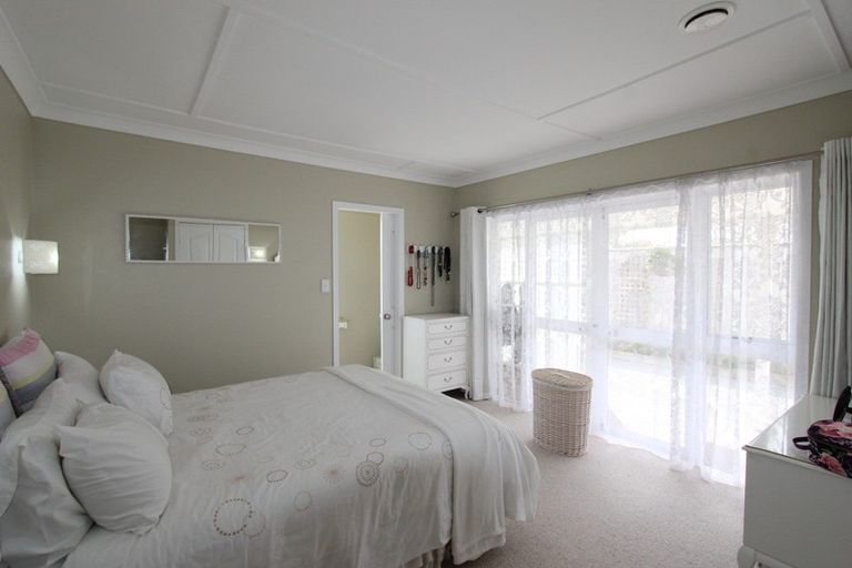 Photo of property in 18 Tyndall Street, Pahiatua, 4910