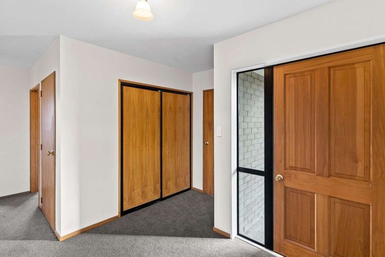 Photo of property in 31 Seascape Gardens, Bromley, Christchurch, 8062