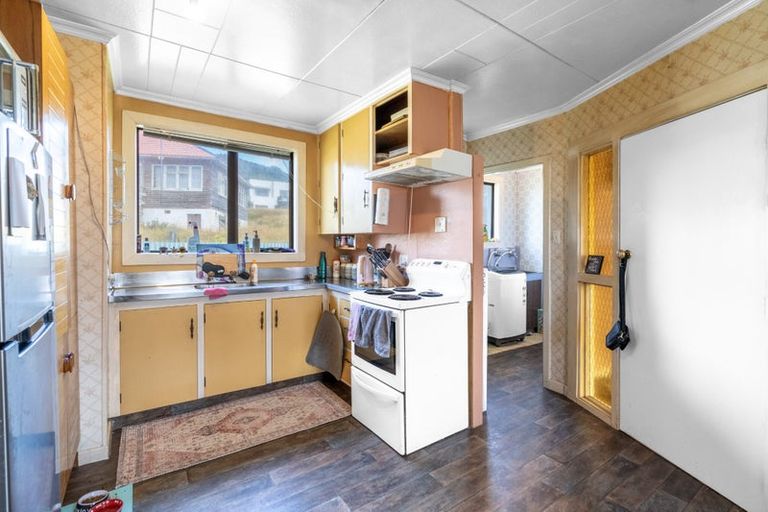 Photo of property in 12 Doyle Street, Bluff, 9814