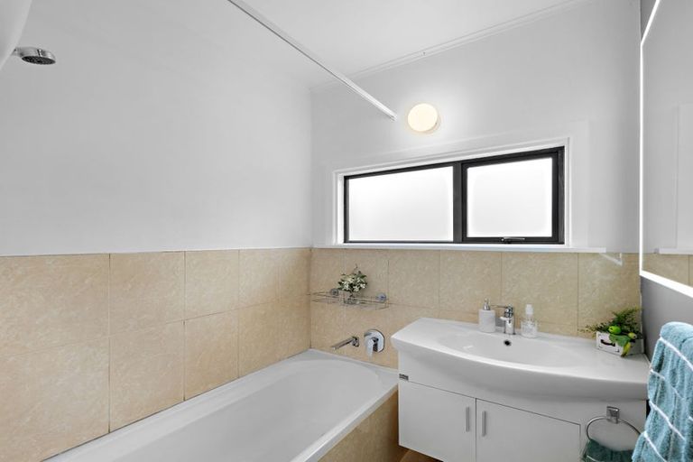 Photo of property in 856 Main North Road, Belfast, Christchurch, 8051