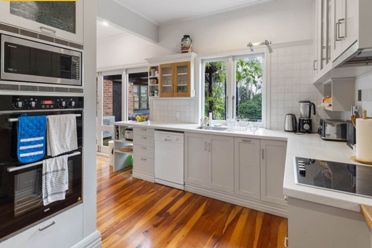 Photo of property in 203 Ostrich Road, Patumahoe, Pukekohe, 2679