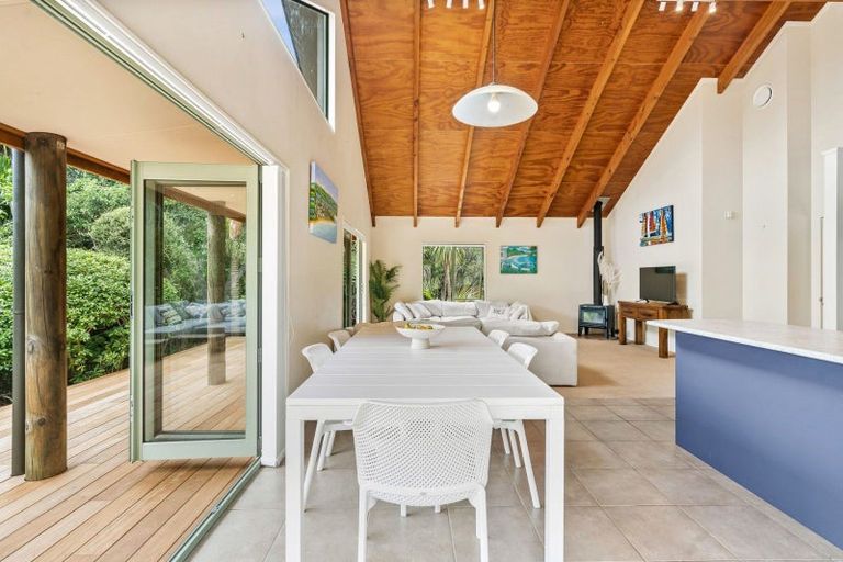 Photo of property in 43 Whangarei Heads School Road, Whangarei Heads, Whangarei, 0174