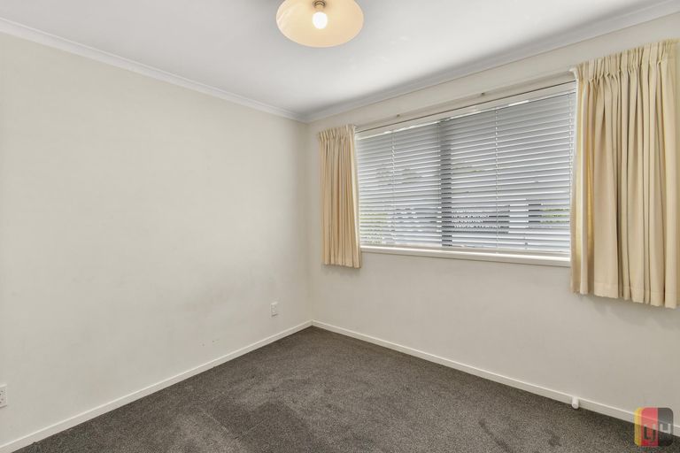 Photo of property in 13a Collie Street, Hillpark, Auckland, 2102