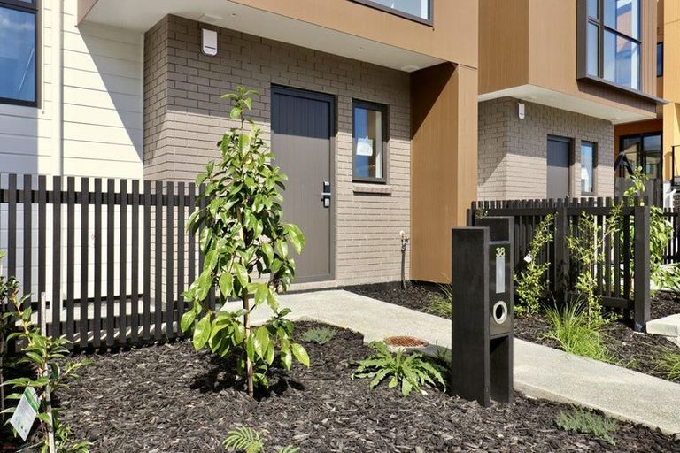 Photo of property in 38 Rana Road, Flat Bush, Auckland, 2019