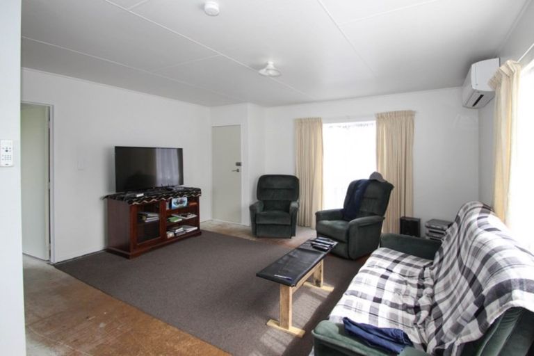 Photo of property in 8a Arklow Place, Flaxmere, Hastings, 4120