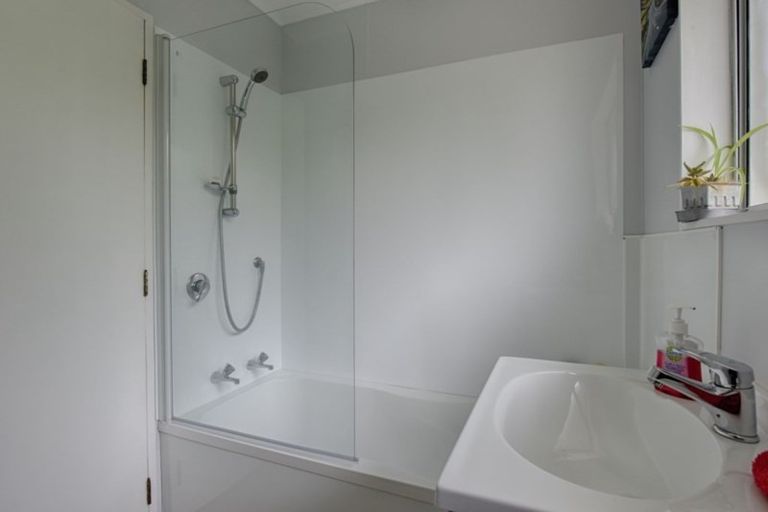 Photo of property in 8 Belmont Place, Gore, 9710