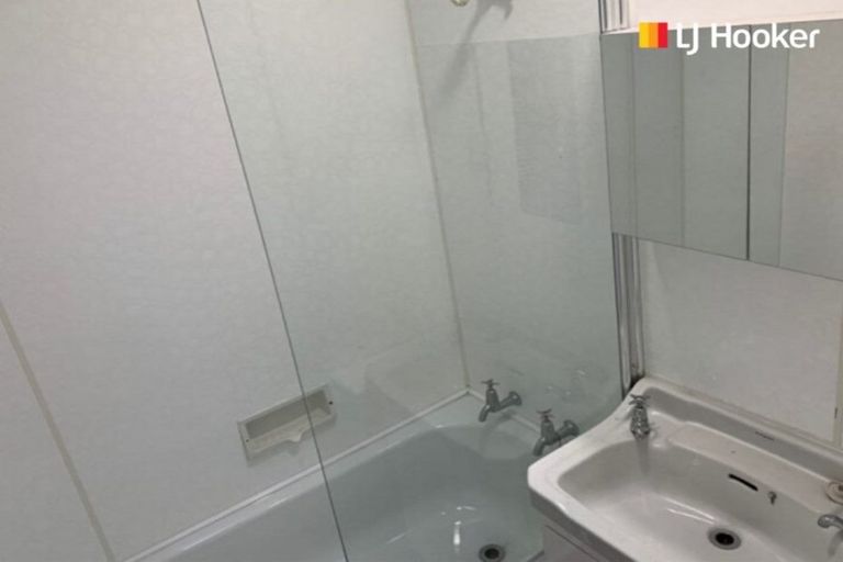 Photo of property in 2/32 Sheen Street, Roslyn, Dunedin, 9010