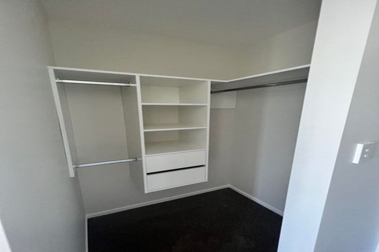 Photo of property in 42 Glidepath Road, Hobsonville, Auckland, 0616