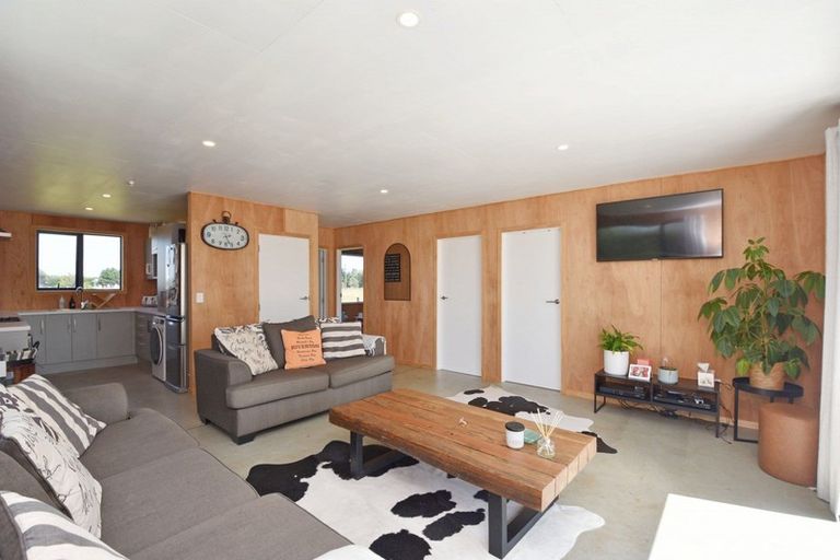 Photo of property in 283 West Plains School Road, West Plains, Invercargill, 9874