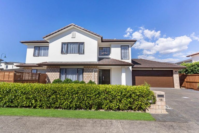 Photo of property in 16 Janway Avenue, Flat Bush, Auckland, 2016