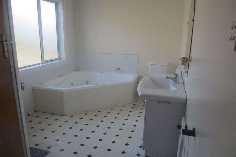 Photo of property in 68 Marlborough Street, Greymouth, 7805