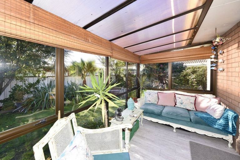 Photo of property in 2/82 Lincoln Road, Hillmorton, Christchurch, 8024