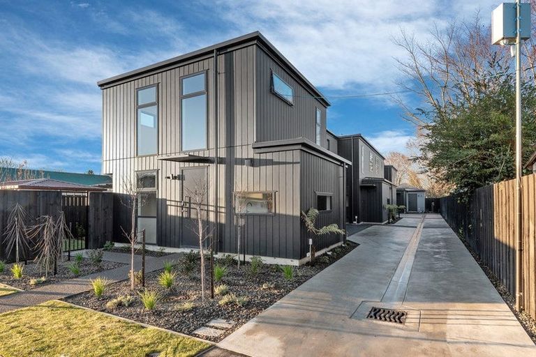 Photo of property in 4/162 Cranford Street, St Albans, Christchurch, 8014